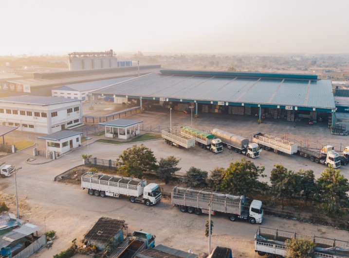 Finding the Best Truck Parking Solutions for Food and Commercial Vehicles in Texas